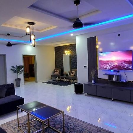 Velvet Vibes Villa Near Islamabad Airport Dhok Sandemar Zewnętrze zdjęcie