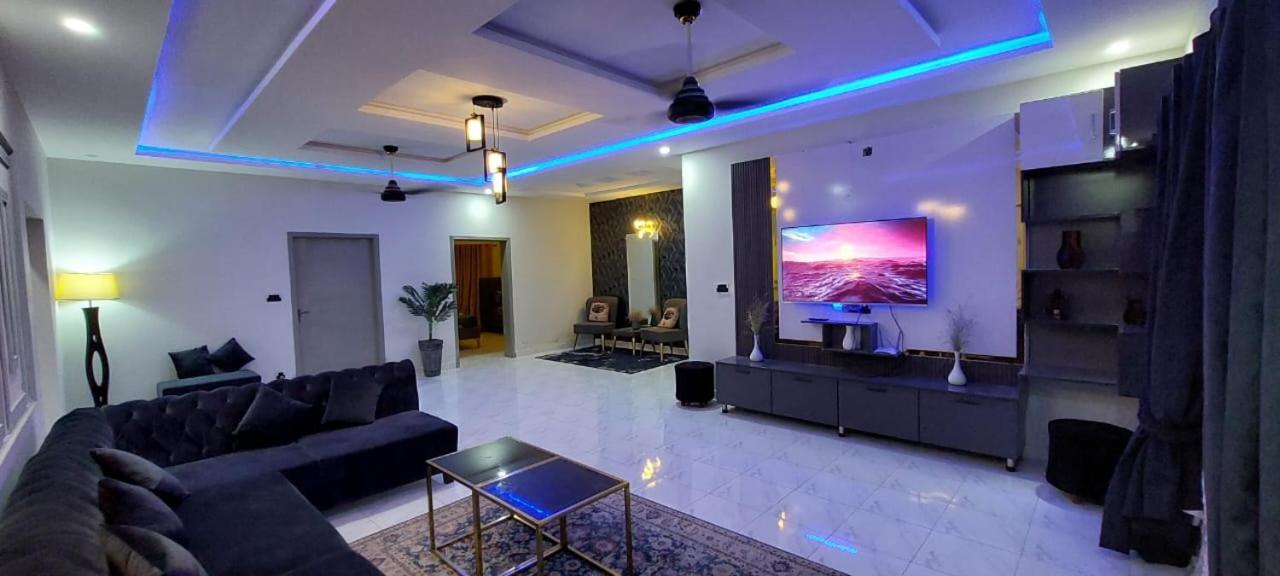 Velvet Vibes Villa Near Islamabad Airport Dhok Sandemar Zewnętrze zdjęcie