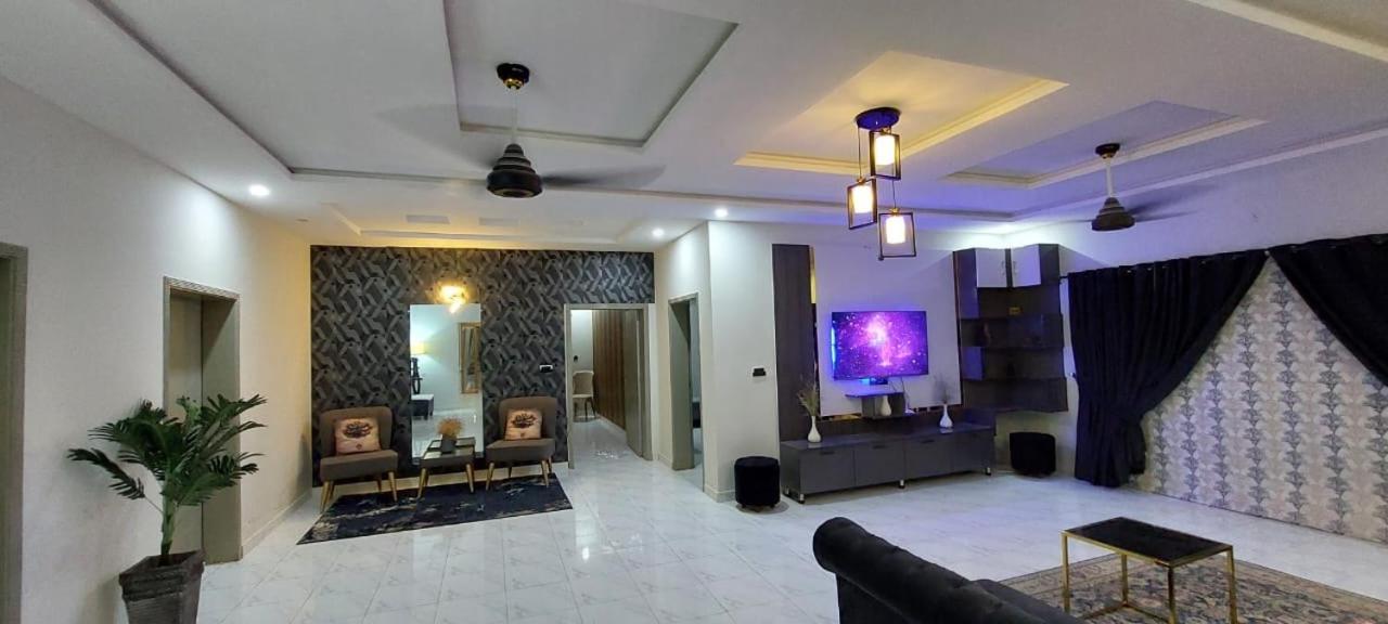 Velvet Vibes Villa Near Islamabad Airport Dhok Sandemar Zewnętrze zdjęcie