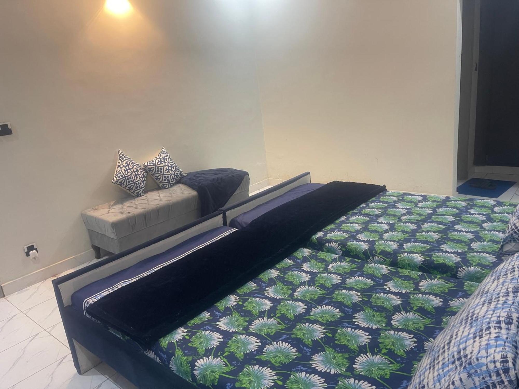 Velvet Vibes Villa Near Islamabad Airport Dhok Sandemar Zewnętrze zdjęcie